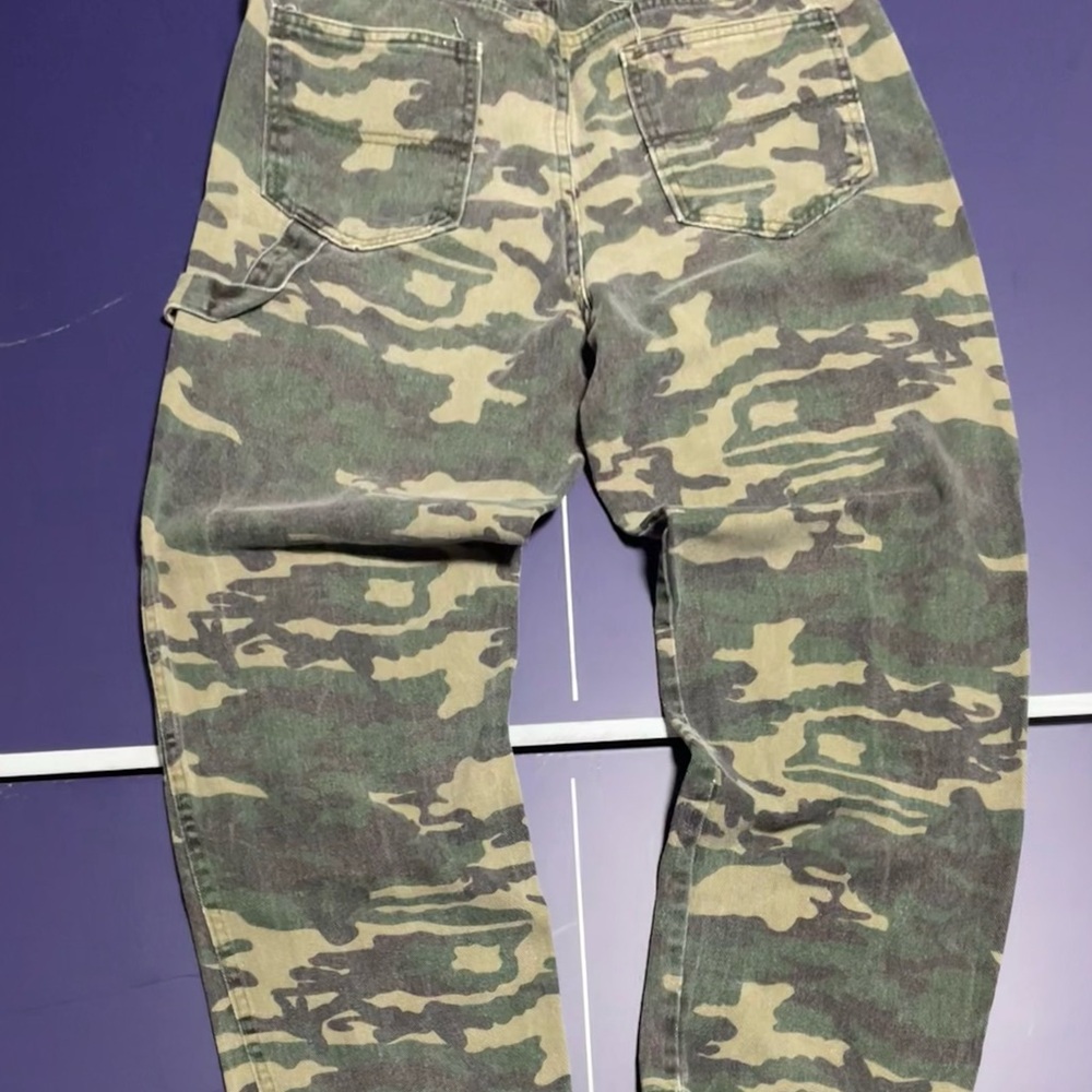 SHEIN Men's Camouflage Pants